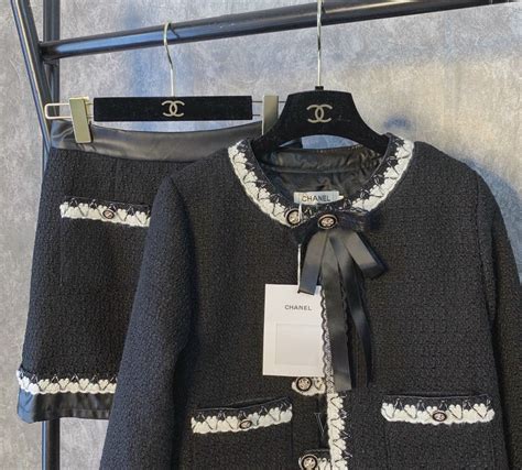 vải tweed chanel